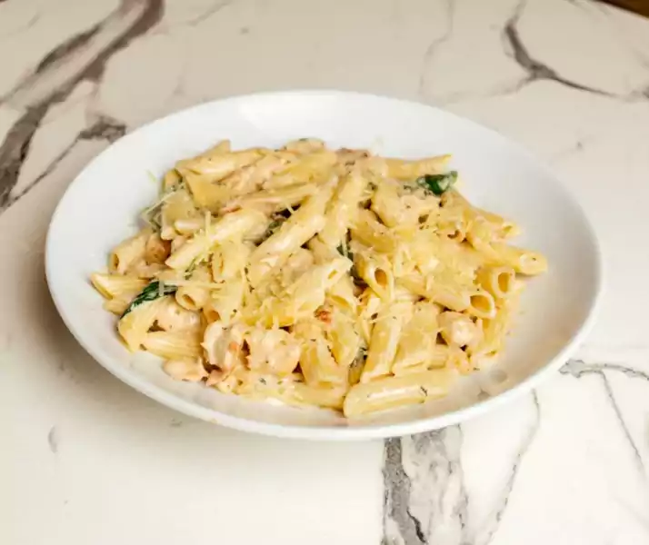 Creamy Chicken Bacon Pasta